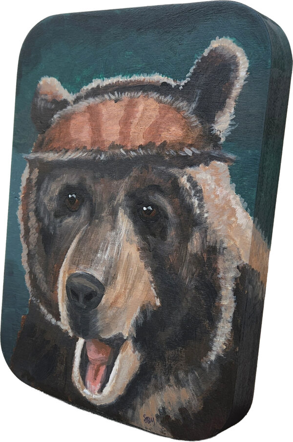 Sagan Medvec Painting Bear Big Bear Chase Me Angled